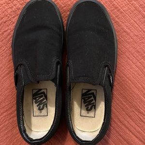 Black Vans Classic Slip on shoes